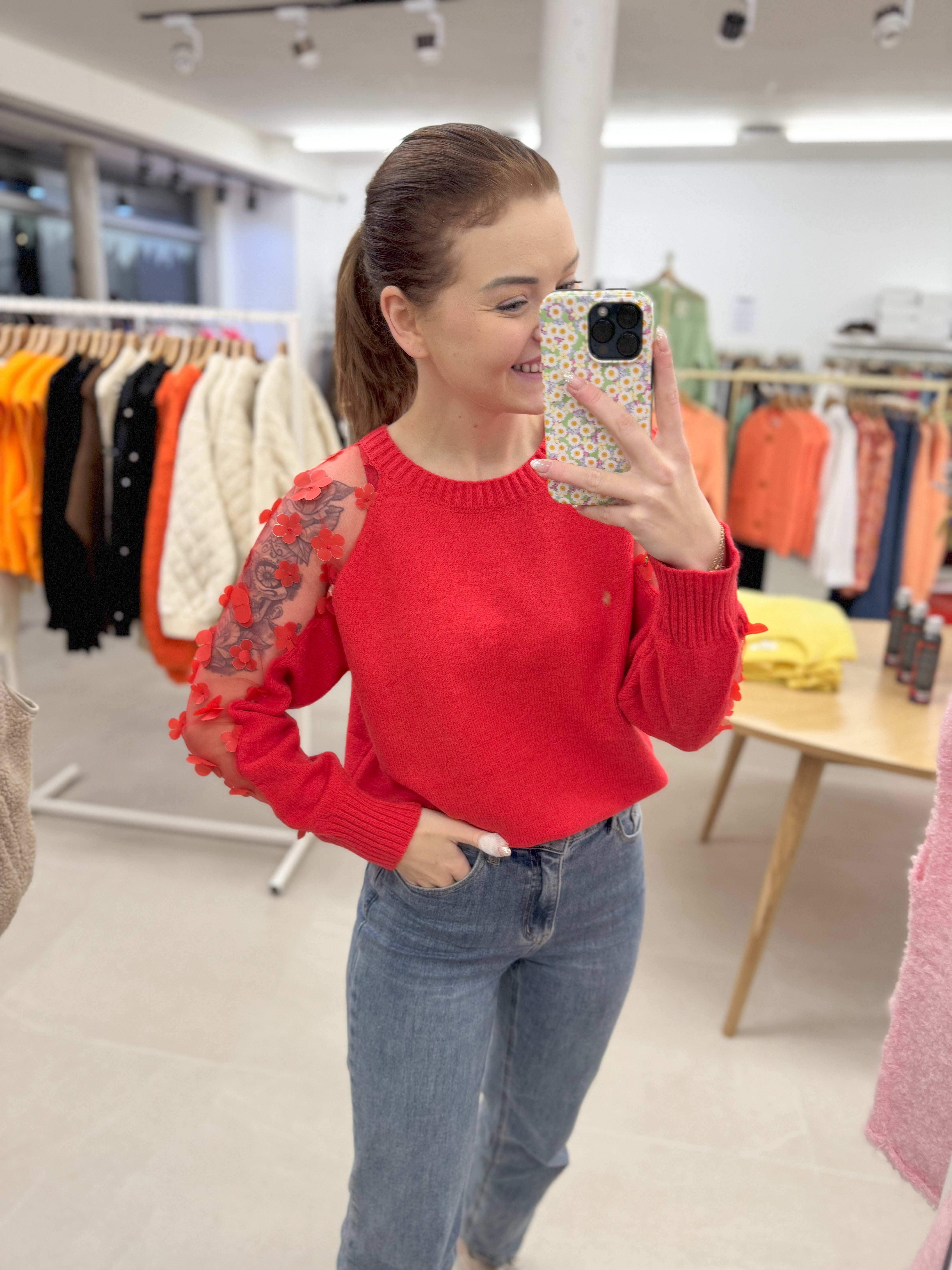 Red flower knit