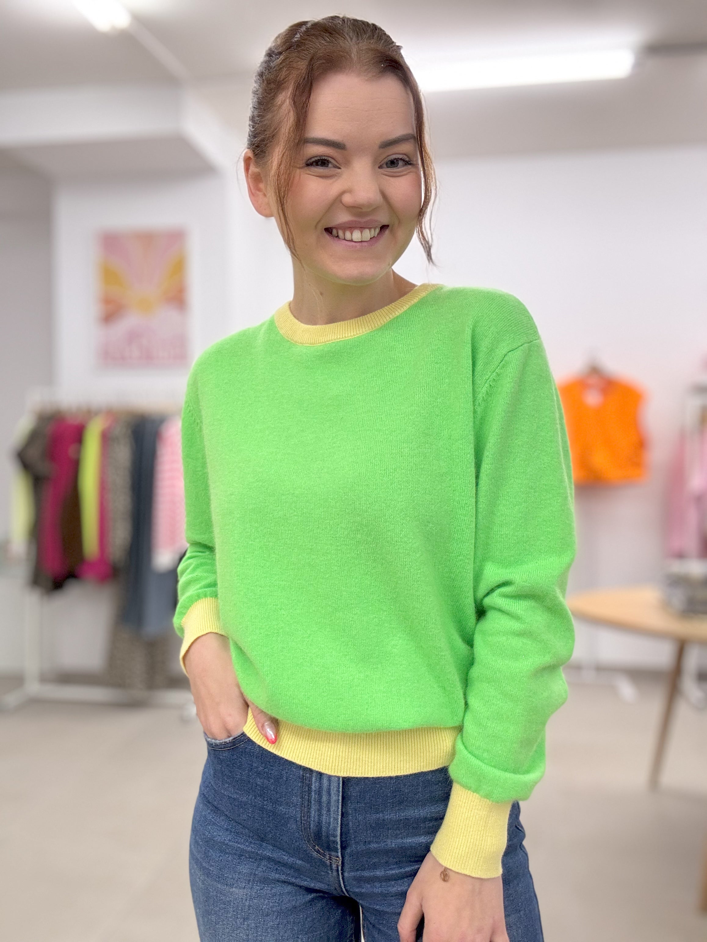 LENA – Knit Top – Color Block 2 Colors